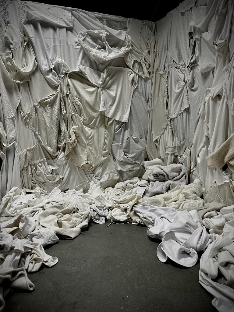 Sensorial Investigation of Orphaned 3